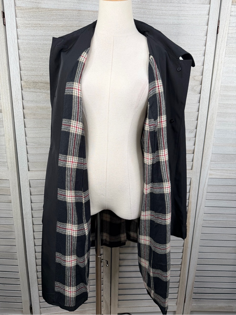 LONDON FOG Women's Black Trenchcoat/Raincoat Plaid Flannel Lined-Large - Picture 2 of 4